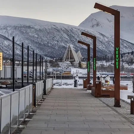Historic Shipyard Views Vervet Waterfront